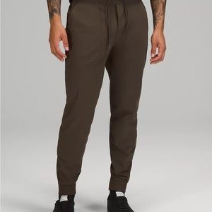 Lululemon ABC Jogger Shorter
Warpstreme